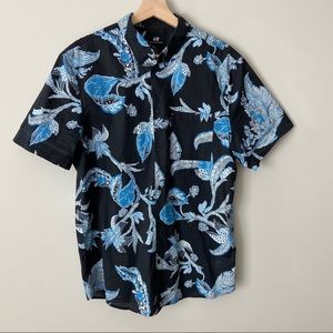 H&M Men’s Paisley Button Down Shirt